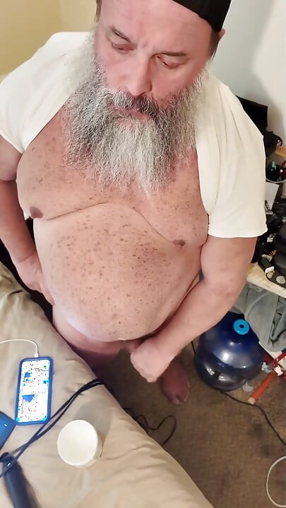 Bear Stepdaddy Cock