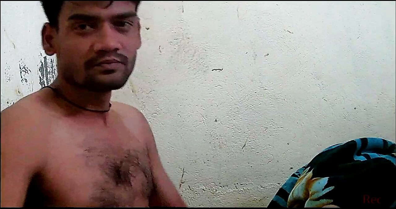 Sexy Komal bhabhi ka anal video dekh kar muth mar diya