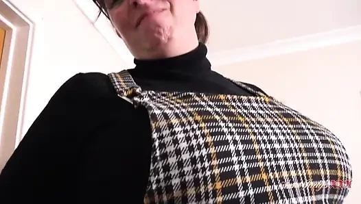 AuntJudysXXX - Твоя 48-летняя Грудастая Милфа-босс Руби Cattrall Сосет Твой Член В Офисе