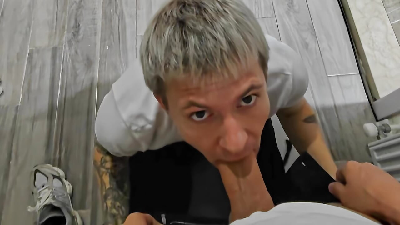 We Met at the Club, Went to My Place and He Swallowed My Big Dick