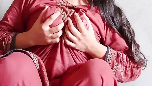 indian Desi Girl 18+ First time Stepsister fingering & Hardcore Xxx video