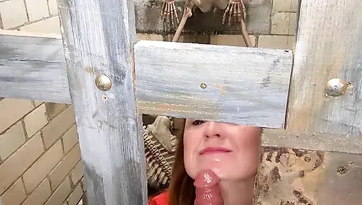 Отсос У Охранника Тюрьмы