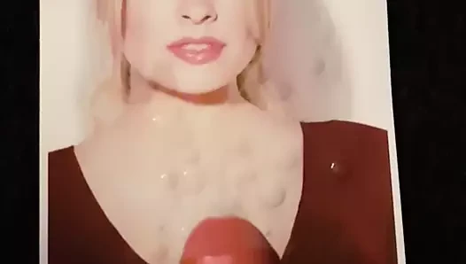 Holly Willoughby boşalıyor 9
