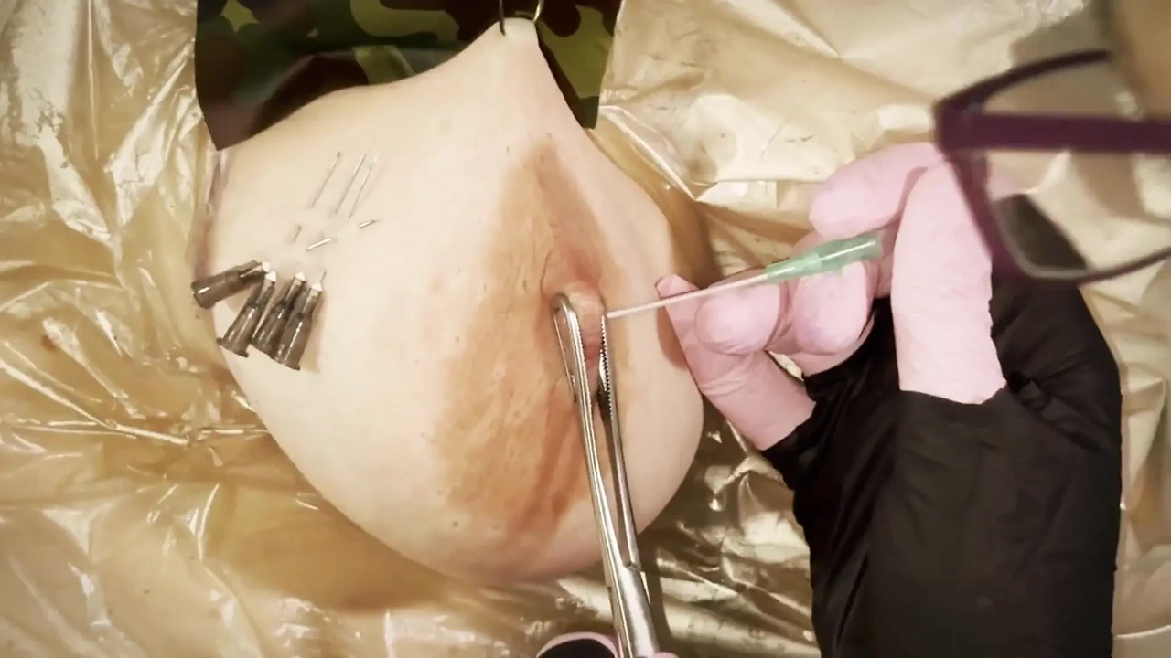 女主人April - Kts穿孔