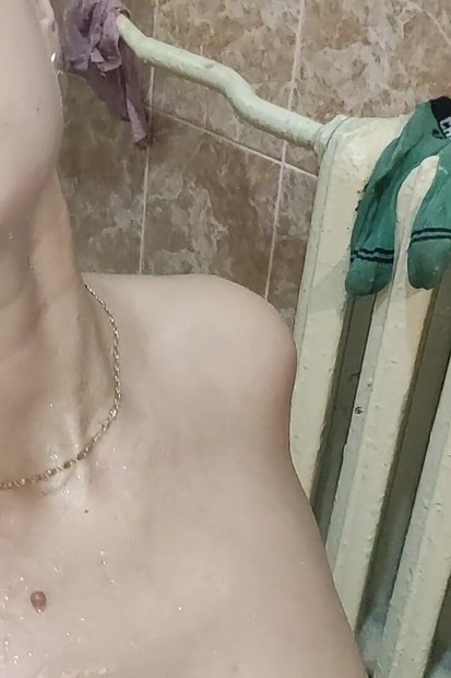 Oral Sex and Fuck in Bathroom