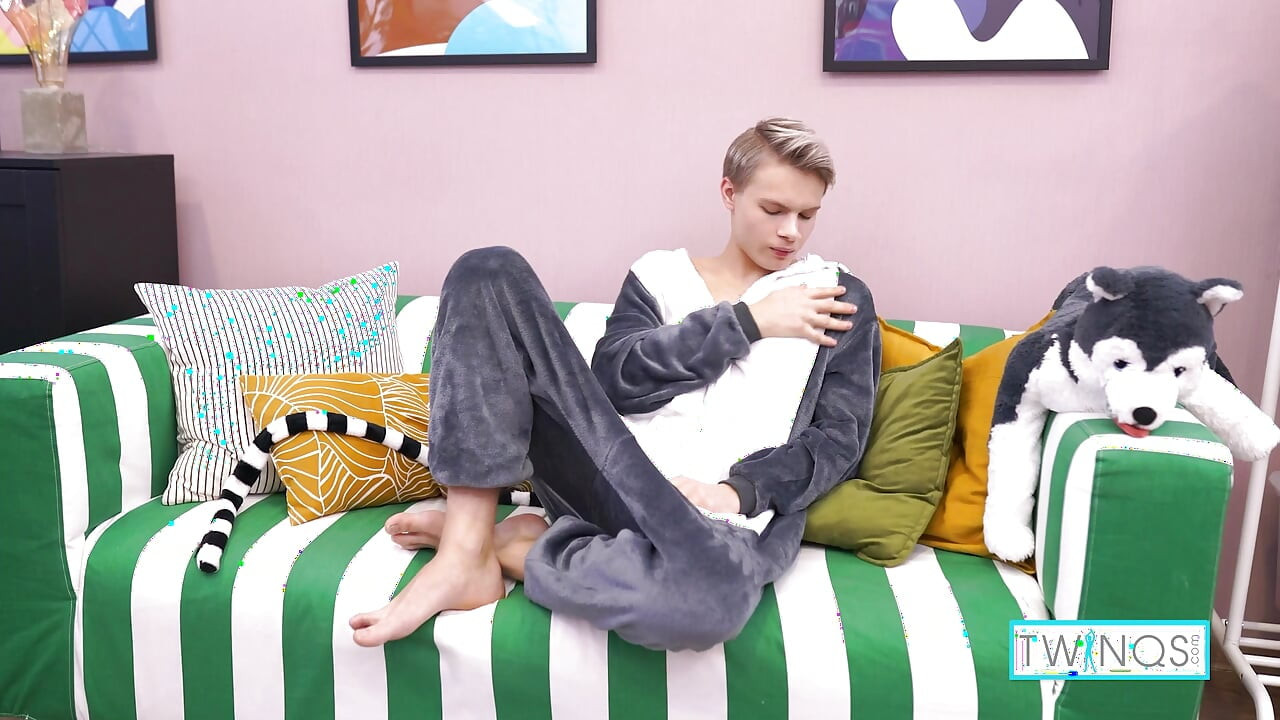 Cute Blonde Christian Adams Fingers His Pink Butt Hole!