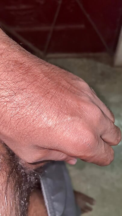 Happy Valentine’s Day  I Need beuitfull sex girls partner any age  inbox