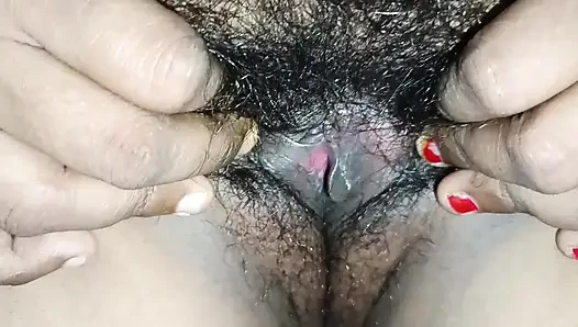 Bhabhi ji ne apani boobs aur choot dikhaye sexy bhabhi