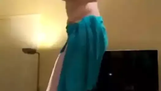 Girlfriend dancing nude