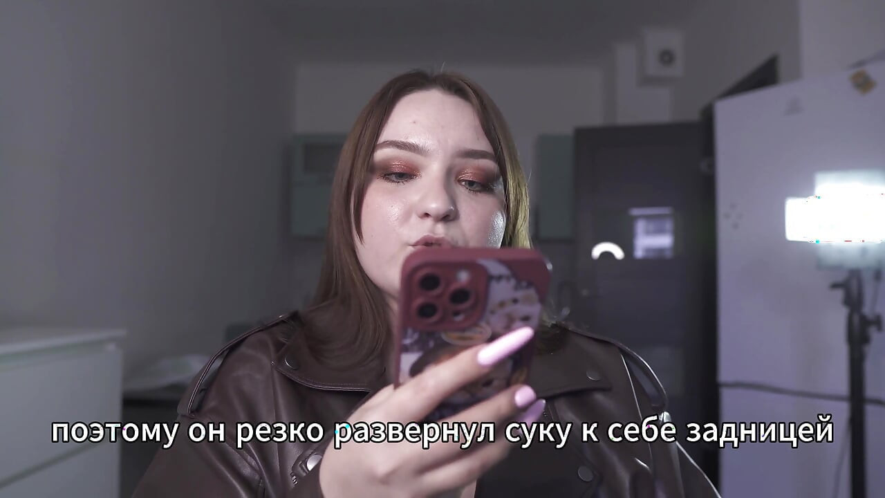 Intriga - Soția locotenentului se întinde cu plăcere sub conducerea șefului