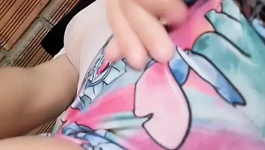 Латина трогает ее сочную киску