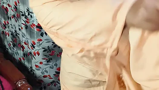 Hintli seksi par 4 me seks tüpü büyük domaltmalı