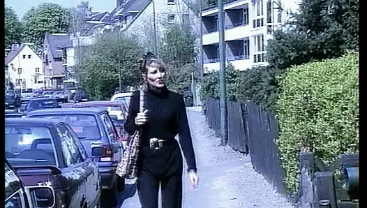 Wanita cantik jerman lagi asik muasin dirinya sendirian