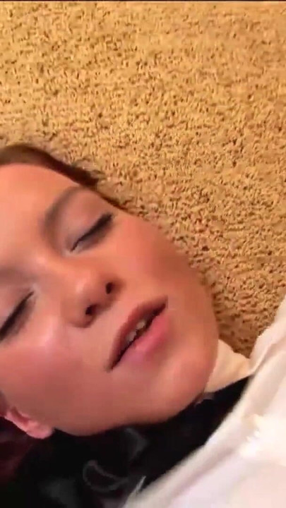 Jaw-dropping moment from "geiles Teen wird von Ihrem Stiefvater brutal gefickt"