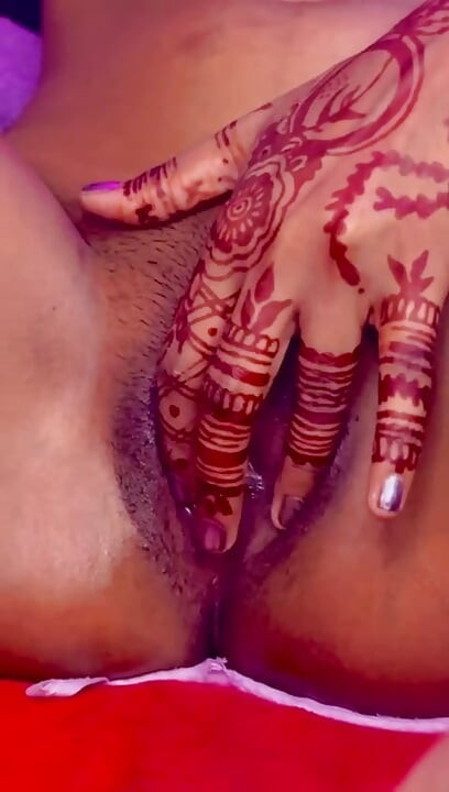 Fată frumoasă hard fungring sexy