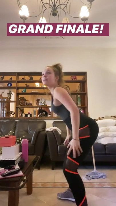 larissinha dancando 2