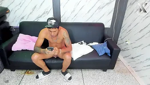 Milch schlucken beim epischen Blowjob