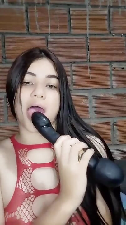 Amatir menyenangkan dengan ibu tiri dan payudaranya yang indah yuliethgomez