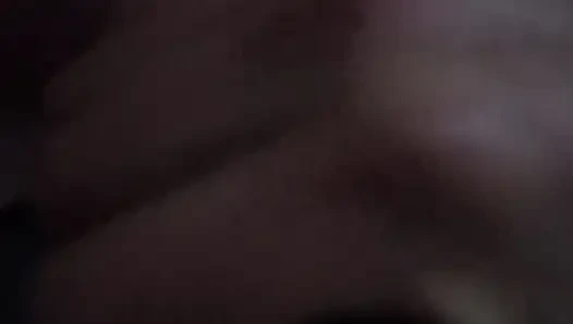 Dildolarımla sıkı götünü açıyor