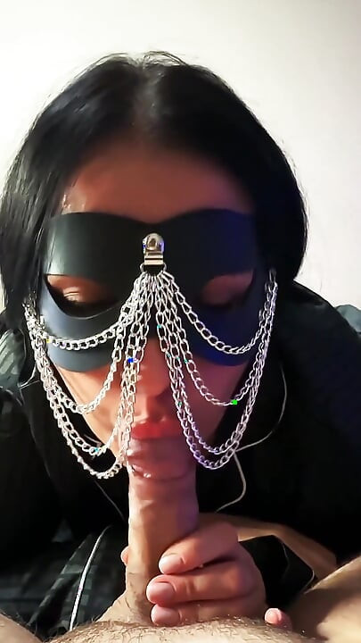 Reine Du Léchage Crée Une Éjac-flood Monstrueuse