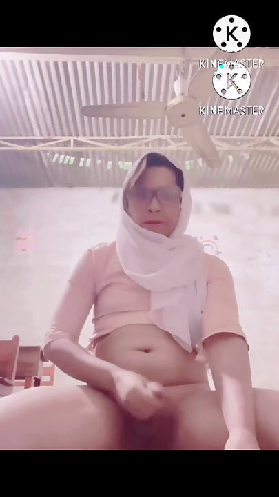 Още едно видео с пикаене