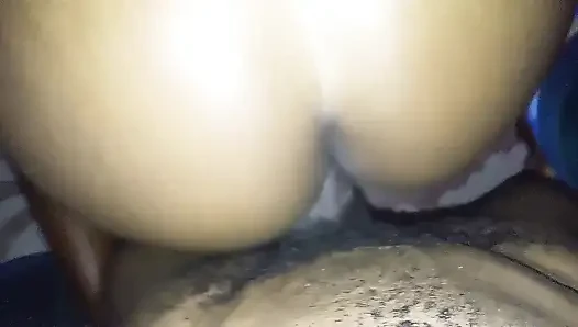 Подруга в домашнем видео