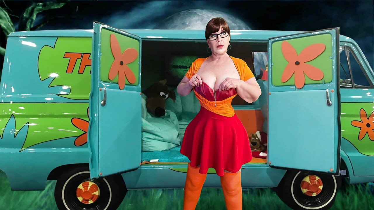 Granny Carmen's Cosplayed Fucking Compilation 53021COMP