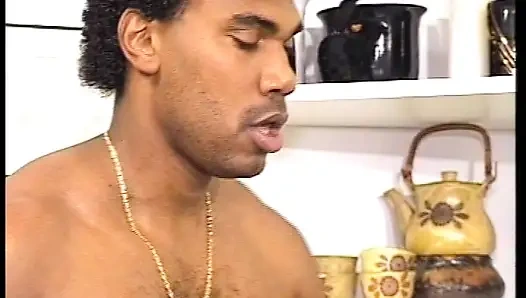 Hinter Deutschen Türen Wird Fleißig Gefickt - Kompletter Film