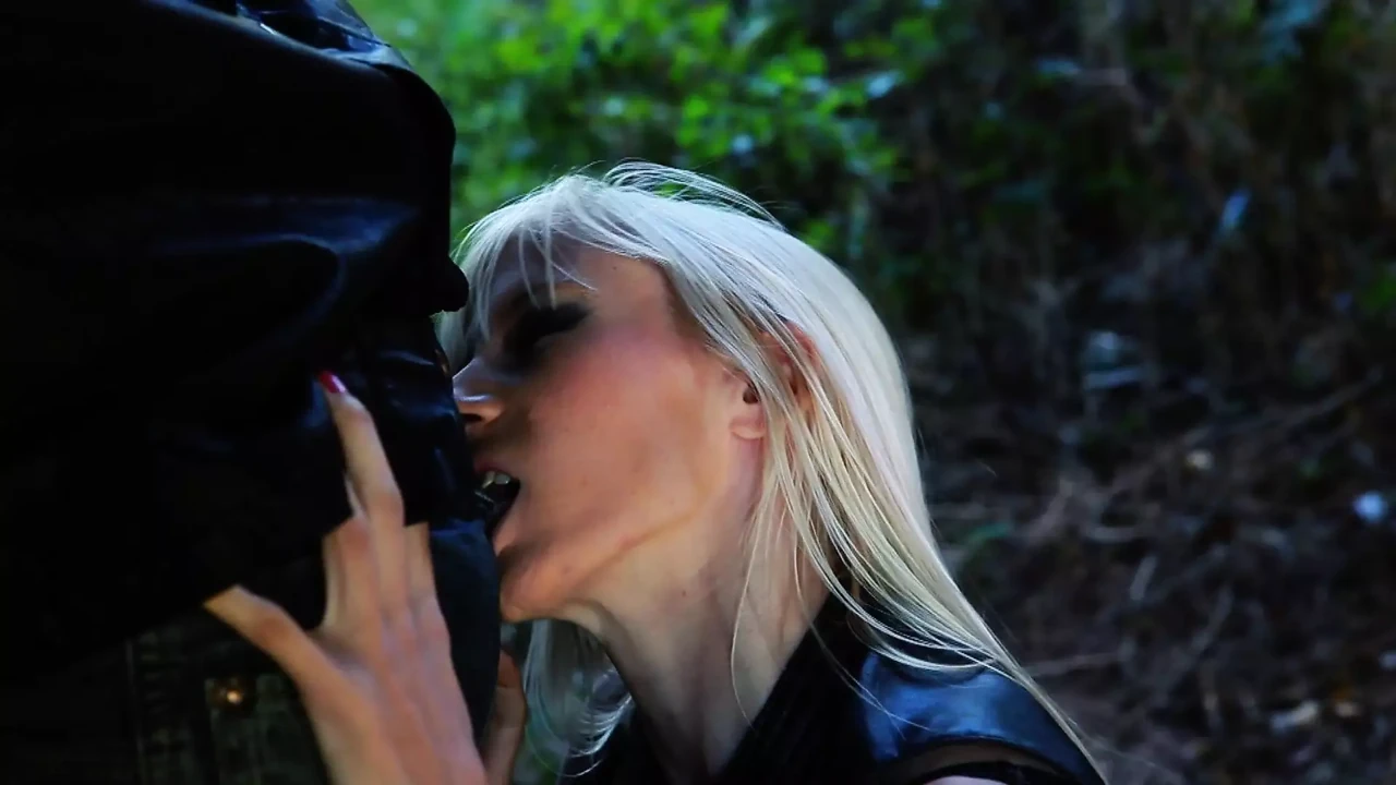 High Quality Sex Scenes - Daring! - The Informers Soft Part