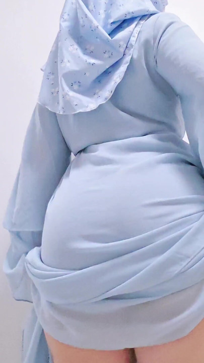 POV: Hijabi Girl With Elegant Blue Abaya Tease | Clip 2