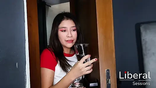 WOMAN INCITES THE MOVING GUYS AND GETS FUCKED