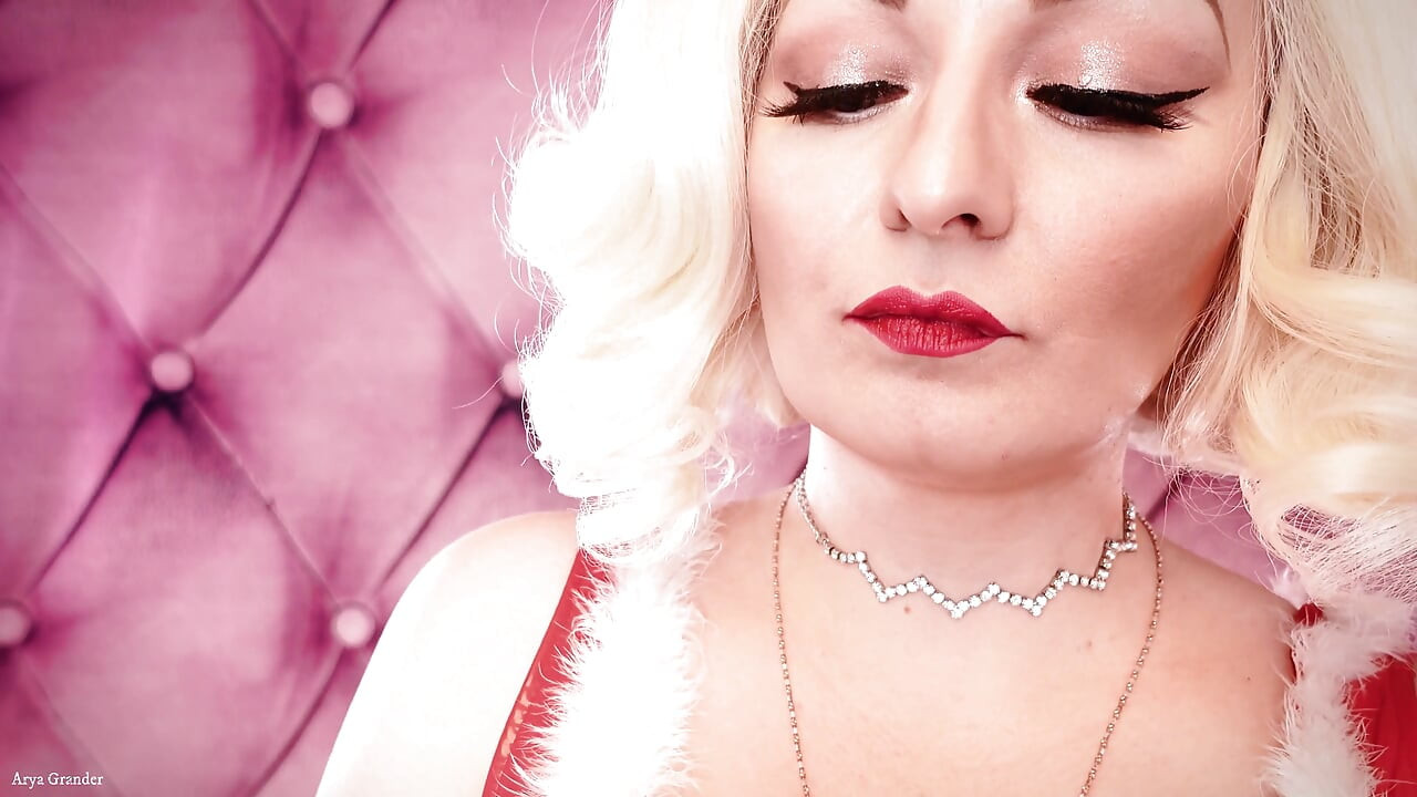 Compilation of ASMR videos: latex rubber and medical gloves (Arya Grander)