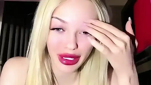 Dilenci Türk kızı