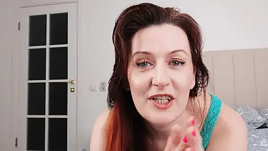 I'm in a Good Mood, and I'll Show You My Hairy Cunt