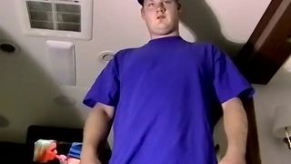 Chubby straight guy Chez gets a blowjob