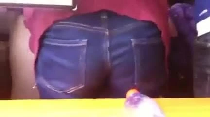 Alle si-o ia bn in curu ala fain pe care l-as fute zilnic