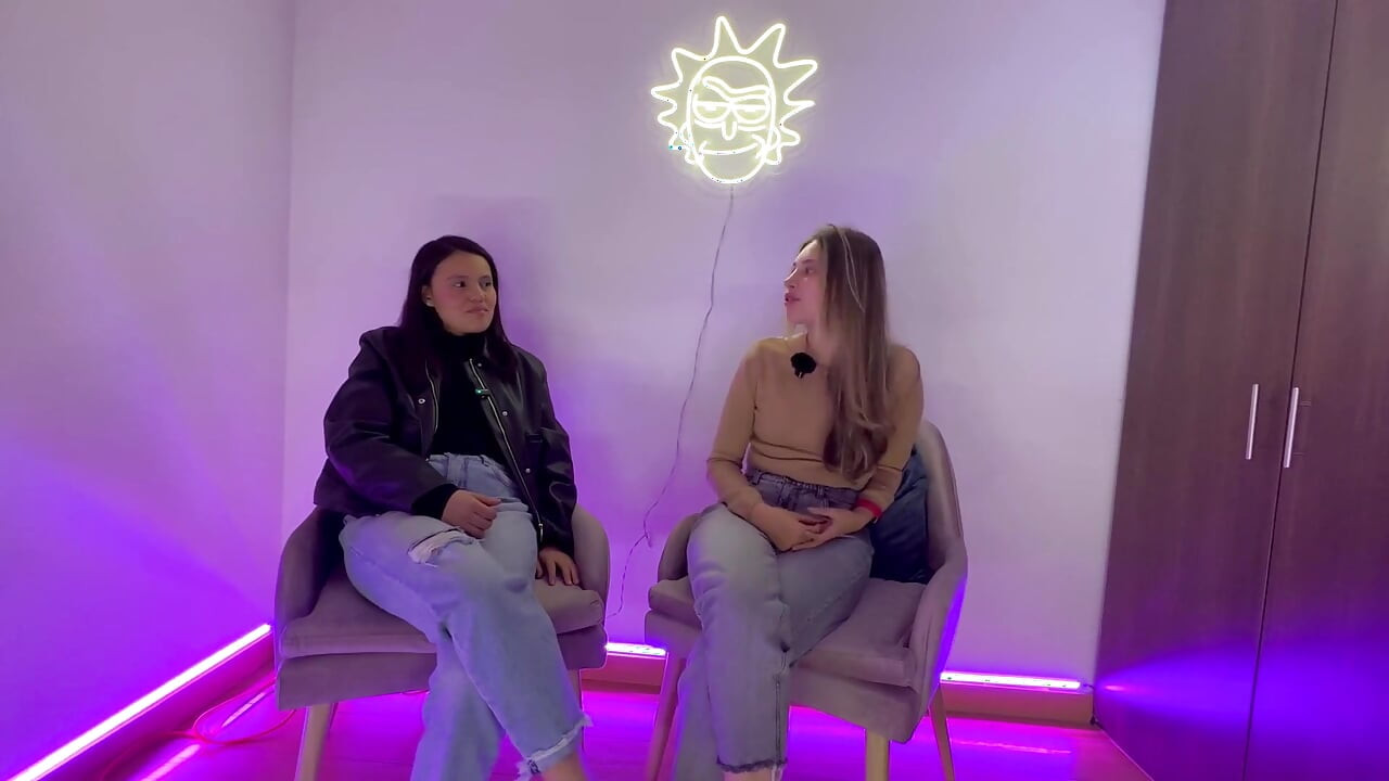 Conociendo a Scarlett and Chanel