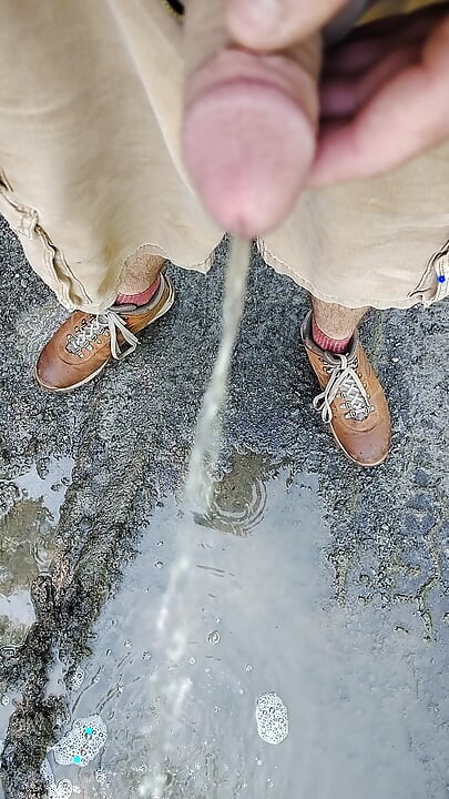 puddle piss