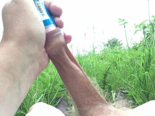 Outdoor foreskin stretch - 1 of 4
