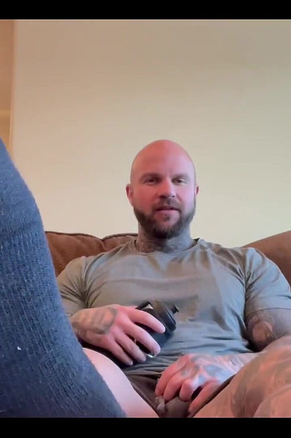 怪异的脚怪胎。