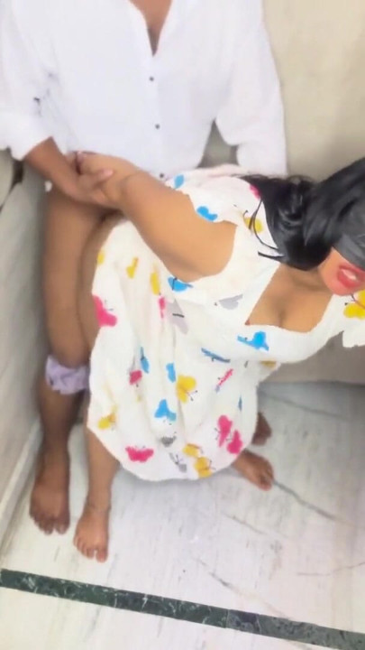 Beautiful Bhabhi Gets Roughly Fucked By Padosi On The Living Room Sofa | Clip 1
