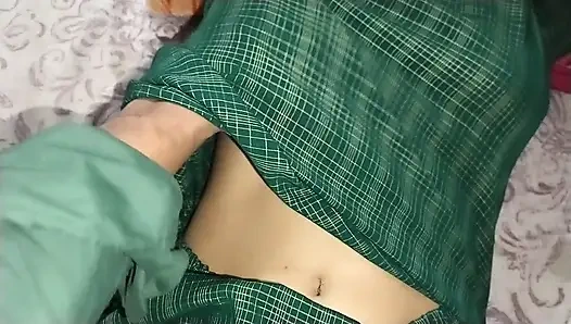 Симпатичная деточка с сексом с большими сиськами