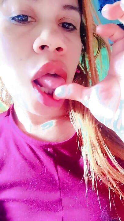 Blowjob barbychocolat brauchen heiße, leckere bananen, milch und eier sehr süß und nass, giv itall baby!!