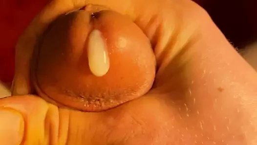 Yumuşak çorapları ile oynuyor ve cumming (sulu son)
