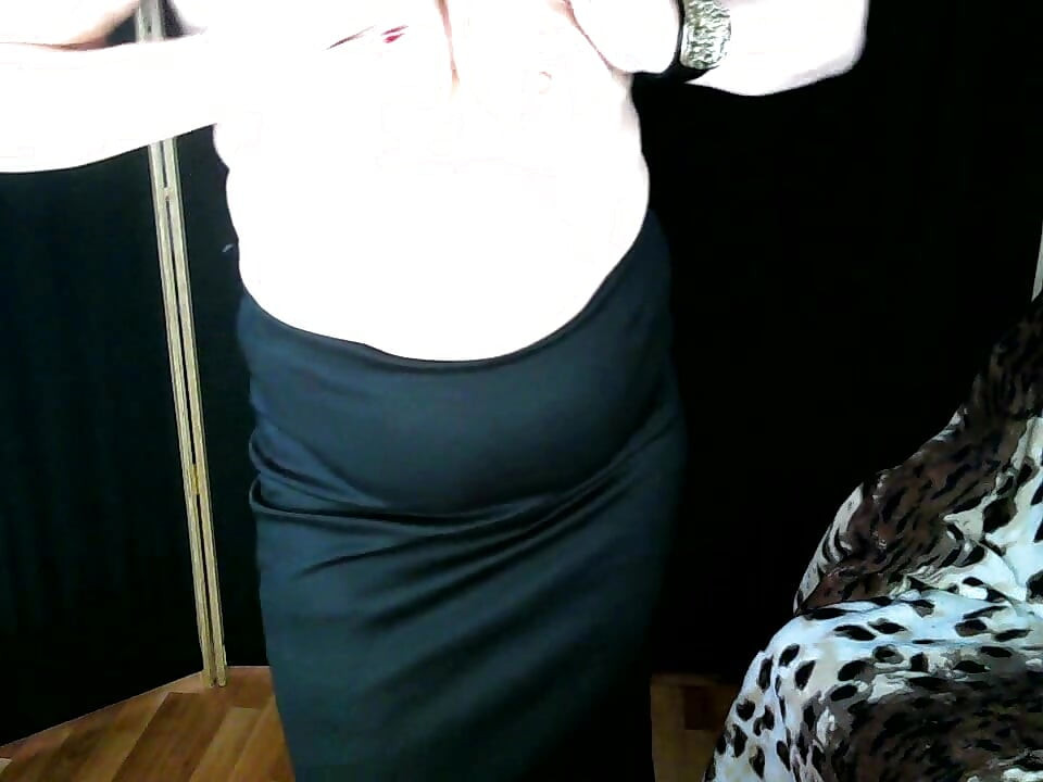 Four juicy shows of mature married webcam sluts... ))