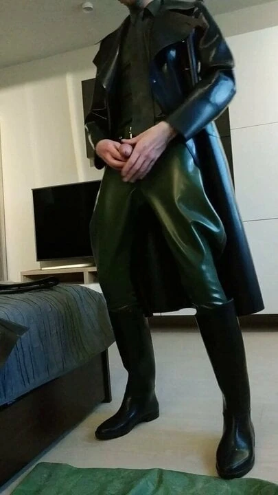 Cum in rubber coat