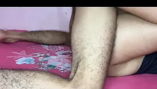 Yeni Nepal videosu. Chimiki ko xori ile. Otel odasında majja aaiyo