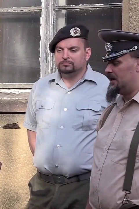 Andrea ağır işçi sahnesi 3/5