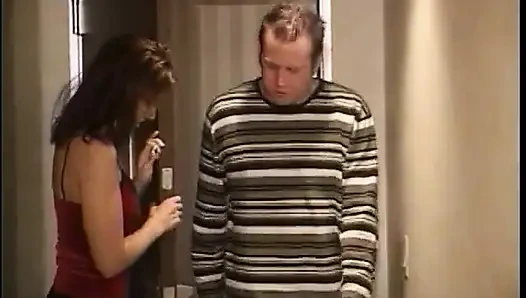 Stud loves licking brunette hottie's feet before she sucks him