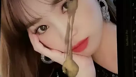 Izone chaewon boşalma anısına